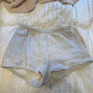 Aritzia TNA Sweatshort